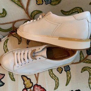 NEW Hush Puppies Leather Sabine White sneaker - Size 8.5